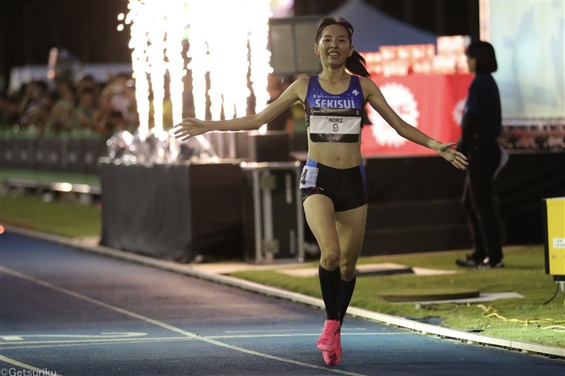 観客の声援を間近で受けて国内外のランナーが激走 女子1500m森智香子が大幅自己新／On Track Nights: MDC