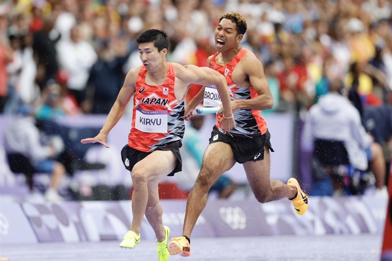 男子4×100mRで日本が5位入賞! シーズンベストも2大会ぶりのメダルには届かず／パリ五輪