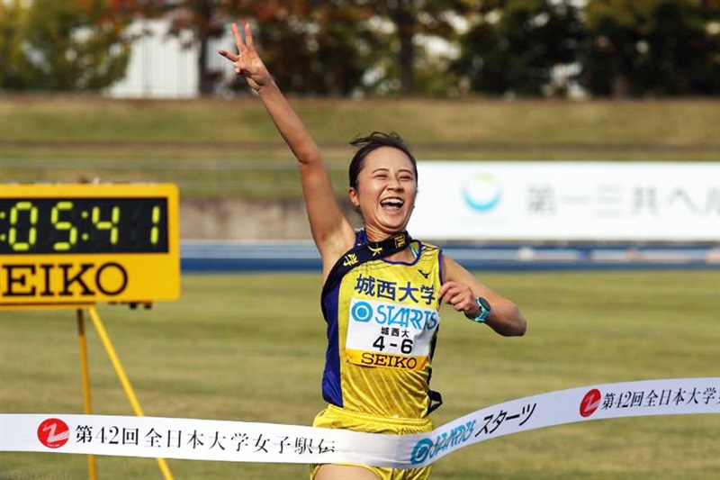 城西大が復活の3位！4区まで「100点」の継走で20年ぶりトップスリー／全日本大学女子駅伝