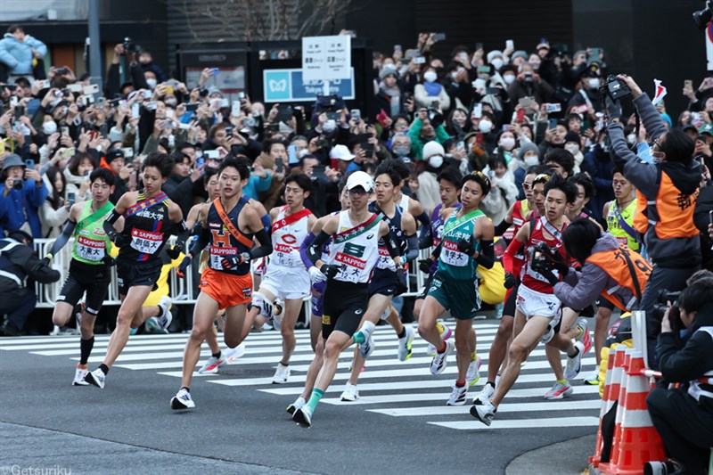 青学大が大会新V 駒大は復路新記録 区間新4の歴史的ハイスピード駅伝に／箱根駅伝