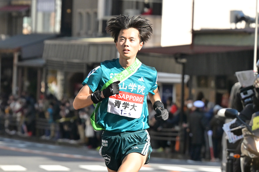 “若の神”降臨 青学大・若林宏樹が1時間9分11秒の区間新『山の神・今井』超え魂のラストラン／箱根駅伝