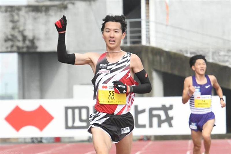 太田智樹が日本人初の1時間切り！ 日本人トップ争いに競り勝ち「とにかく勝ちきることだけを」／丸亀ハーフ