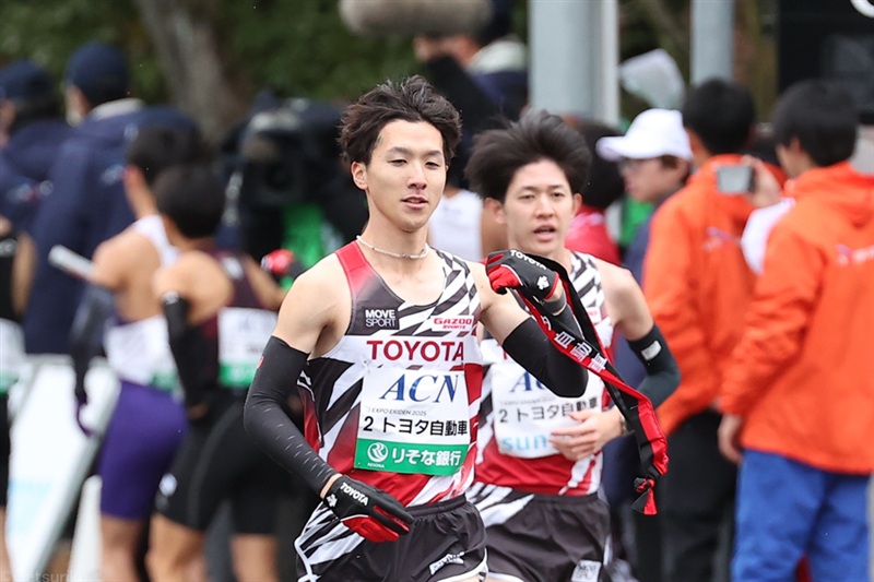 トヨタ自動車が1区から先頭に立ってV！ 実業団 VS 大学生の決戦／EXPO EKIDEN